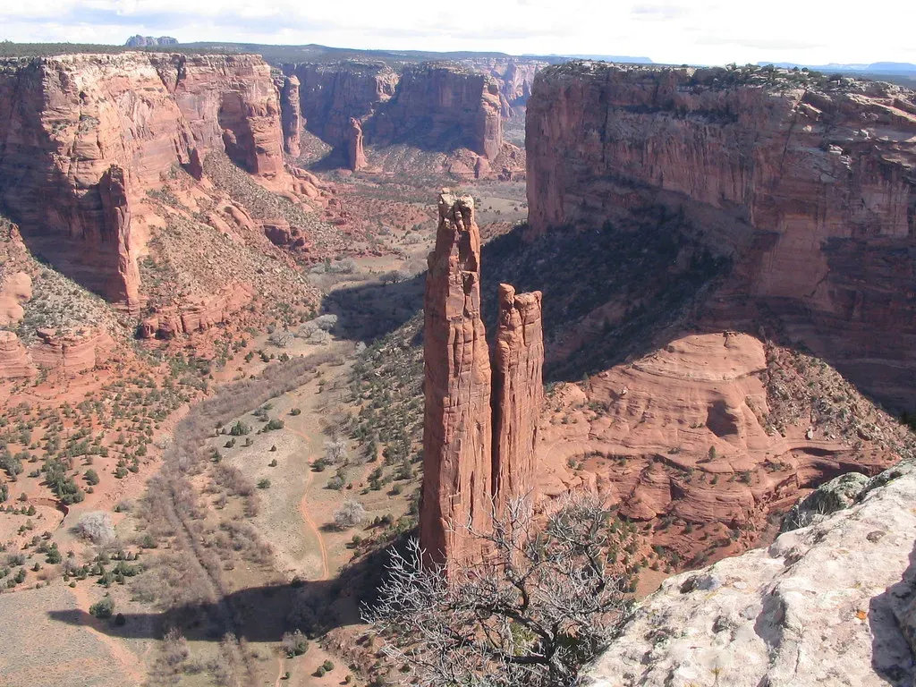 3. Canyon de Chelly, Arizona: A Living Monument Spanning 5,000 Years (Ken Lund, Flickr, CC BY-SA 2.0)