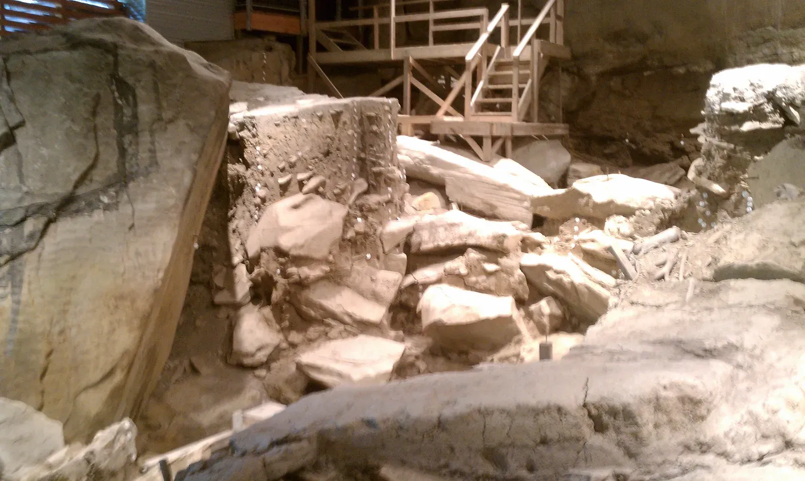 Meadowcroft Rockshelter: A Home Used for Thousands of Years (By Jbarta, CC0)