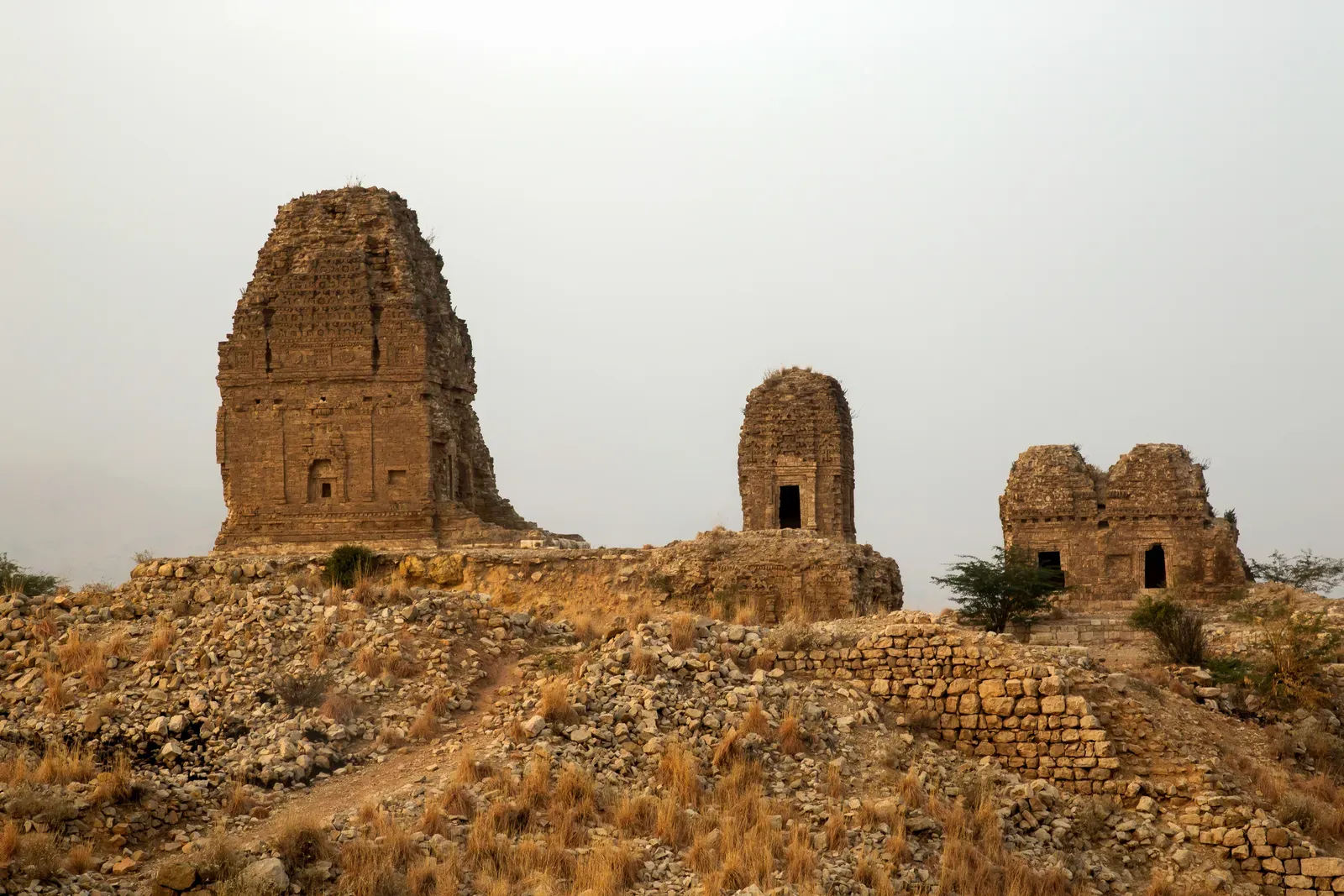 9. Long-lost fortifications in conflict zones too dangerous to visit (By Jamil-ud-din Akhtar, CC BY-SA 4.0)