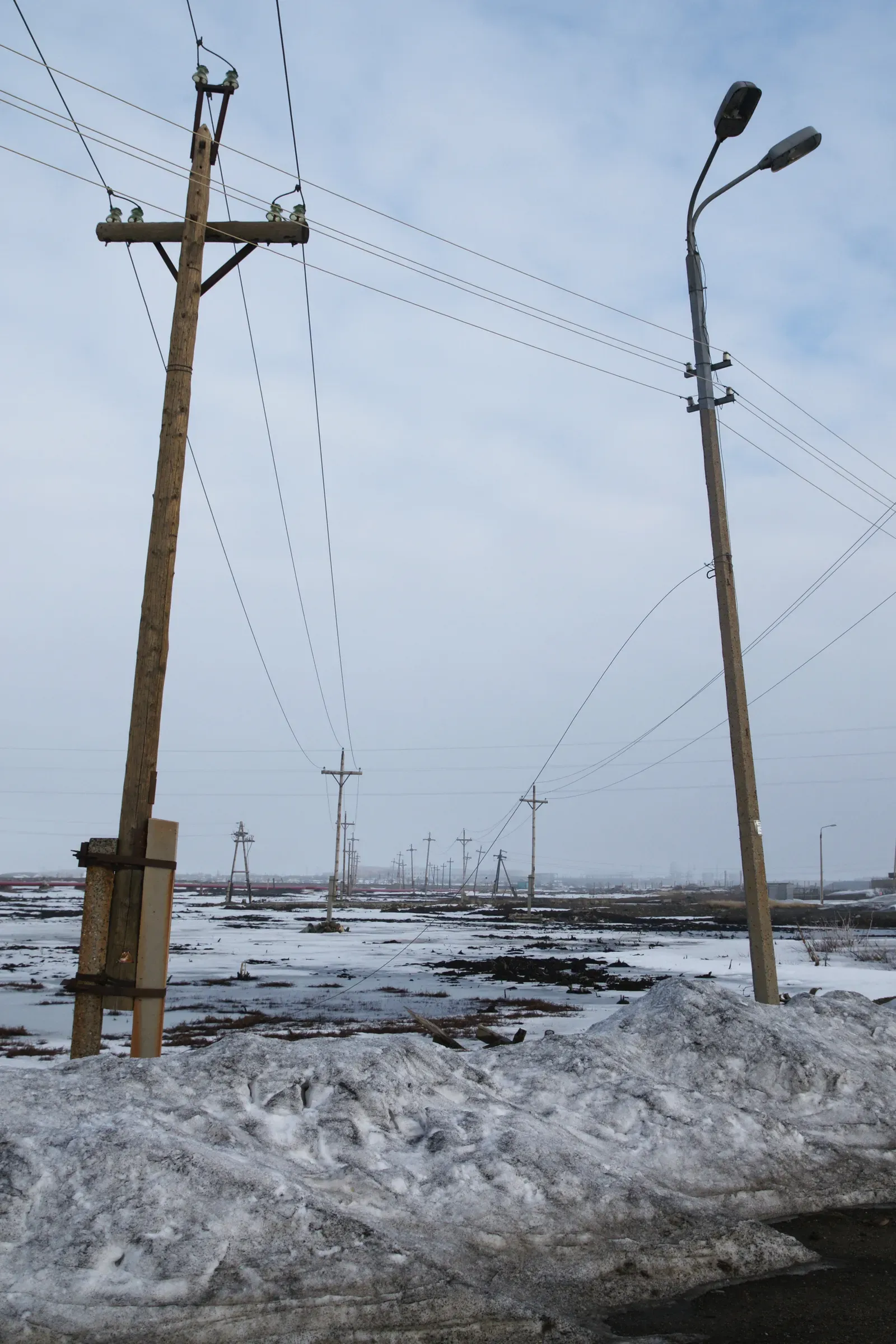 #7 - Utilities Got Elevated Right Alongside the Buildings (By kallerna, CC BY-SA 3.0)