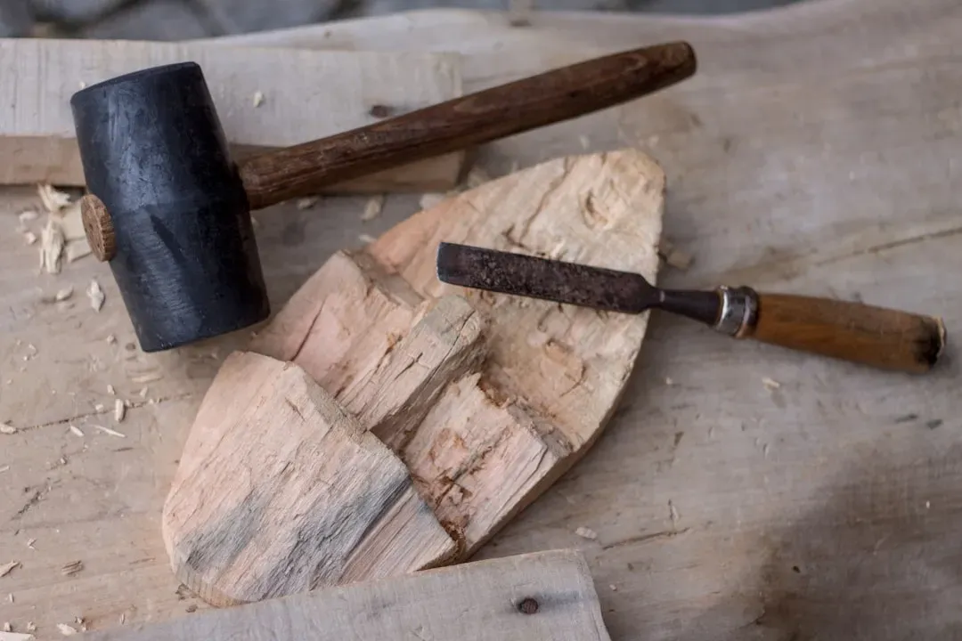 2. Geological Hammer and Chisels: Precision, Not Smashing (Image Credits: Unsplash)
