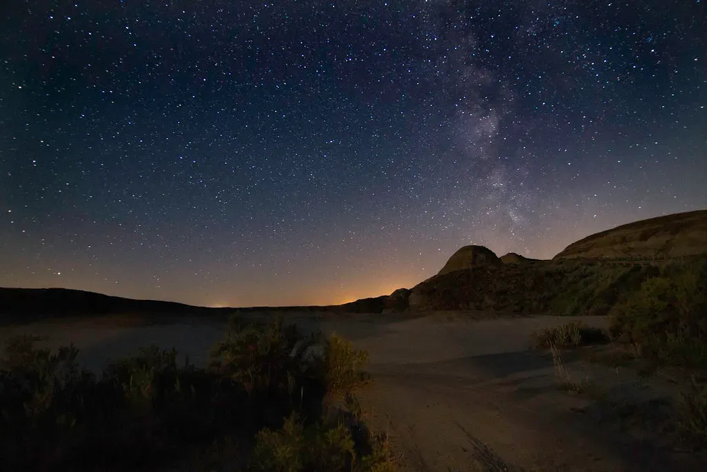 Conclusion: the dinosaur sky makes our stories look small - and that’s a good thing (John F. Novotny Photographer and Video Producer, Flickr, CC BY 2.0)