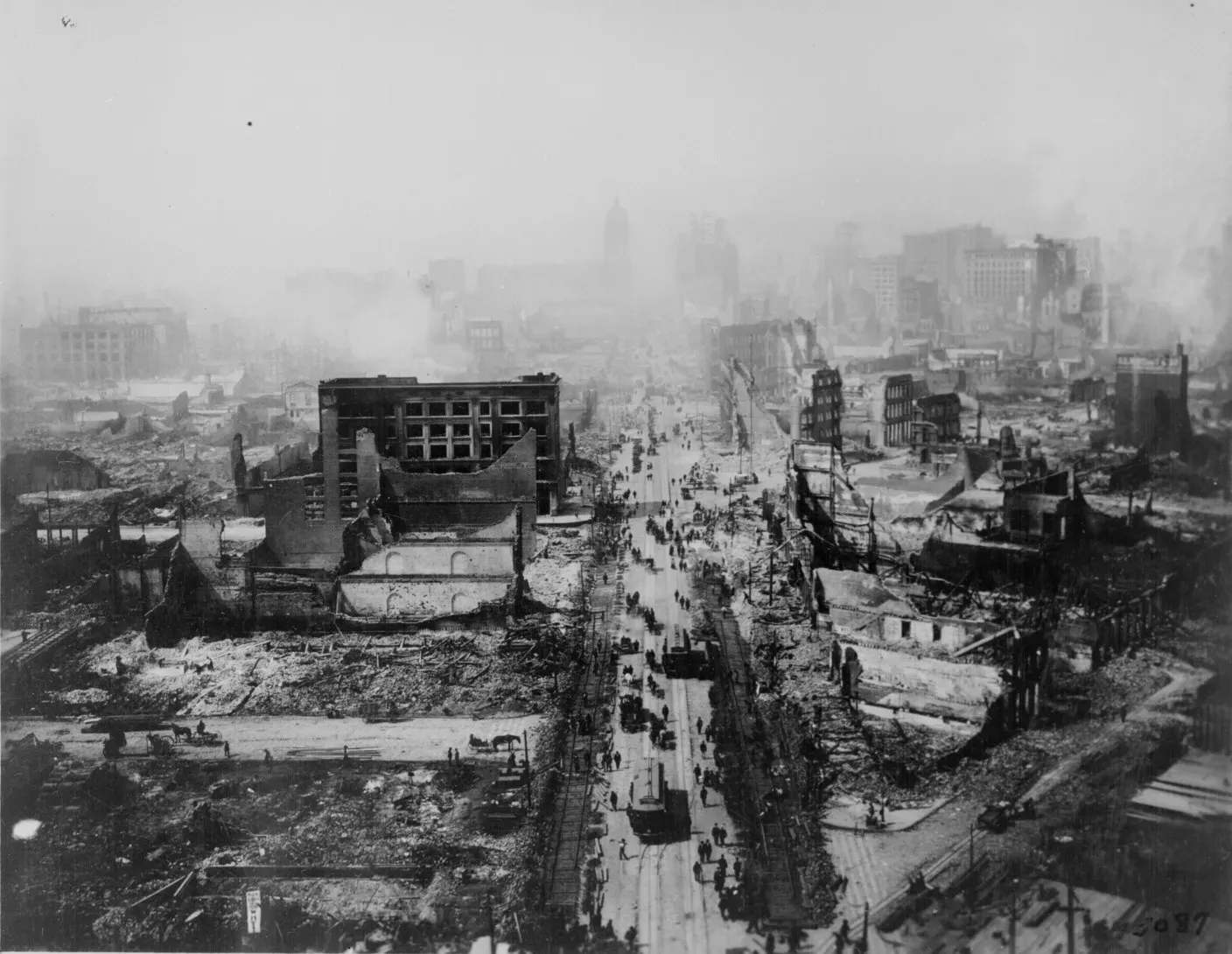 #5 - The San Francisco Earthquake (1906) Exposed a Deadly Design Flaw (Still Picture Records LICON, Special Media Archives Services Division (NWCS-S), National Archives at College Park. [1], Public domain)