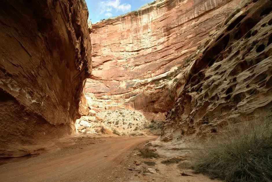 6. The Roads Connect to Outlier Communities and Isolated Shrines (Image Credits: Pexels)