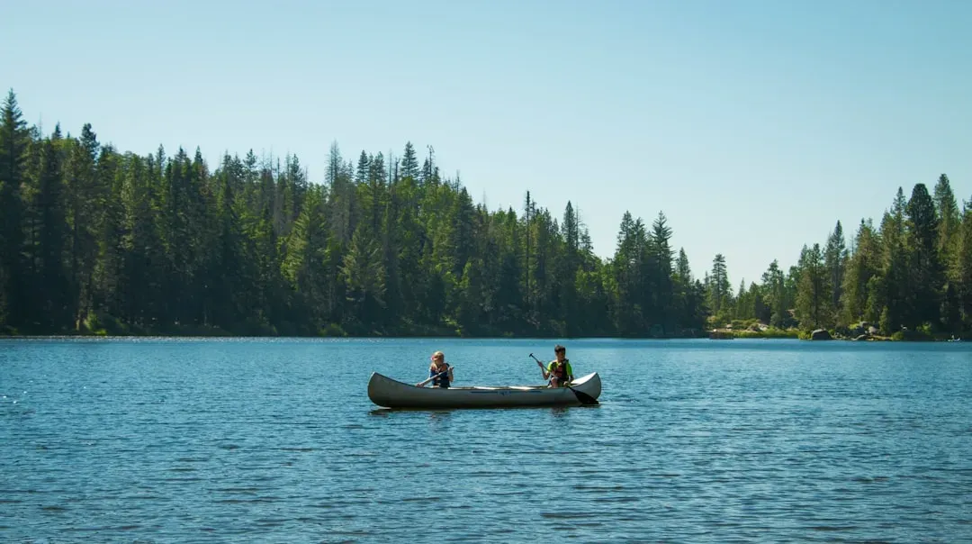 Voyageurs and the Ancient Shield, Minnesota: Canoeing on Billion-Year-Old Stone (Image Credits: Unsplash)