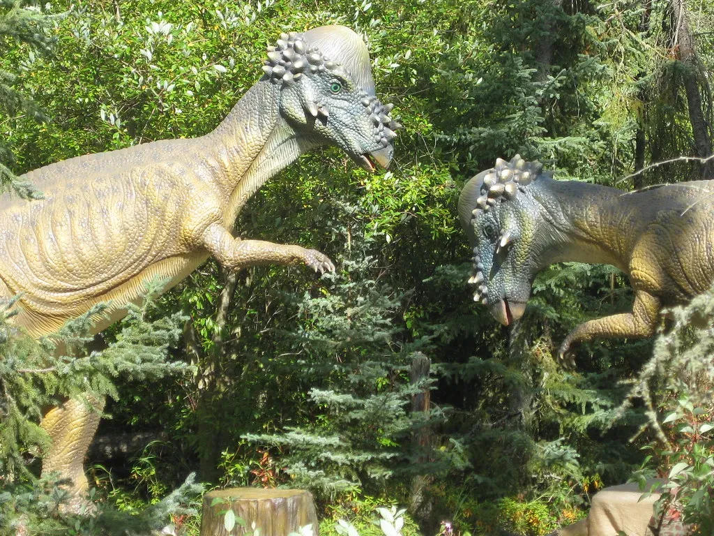 Dinosaurs Fought Each Other for Dominance, Leaving Scars Behind (britl, Flickr, CC BY-SA 2.0)
