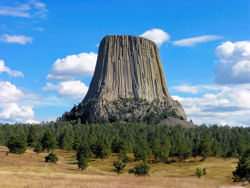 3. Devils Tower, Wyoming - The Sacred Monolith That Defies Easy Explanation (Photo by Kunze, Flickr, CC BY 2.0)