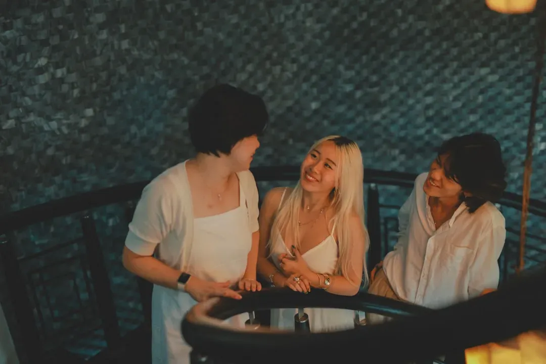 The Neuroscience Behind That Magnetic Pull (Image Credits: Unsplash)