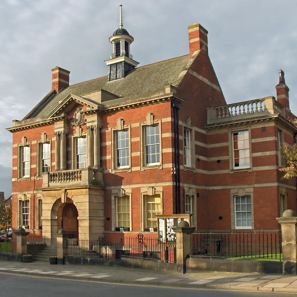 Earth Signs and the Architecture of Dreams (Image Credits: Flickr)