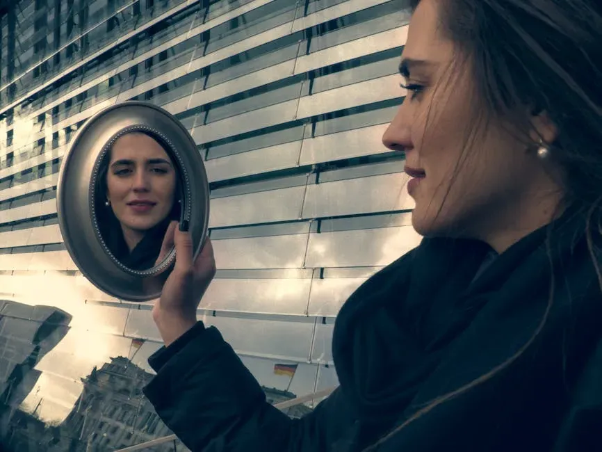 Seeing Yourself: The Strange Power of Self-Awareness (Image Credits: Pexels)