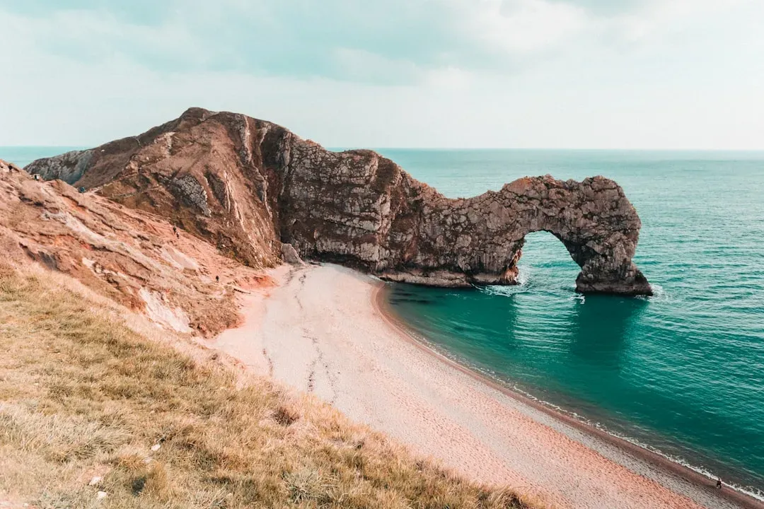 A Deep-Time Highway: Why These 95 Miles Matter So Much (Image Credits: Unsplash)