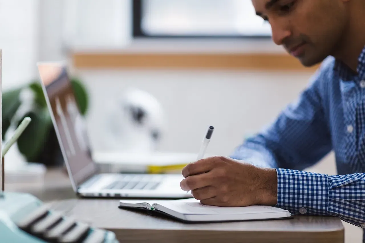 4. Maintain Your Work Focus When They Act Out (Image Credits: Pixabay)