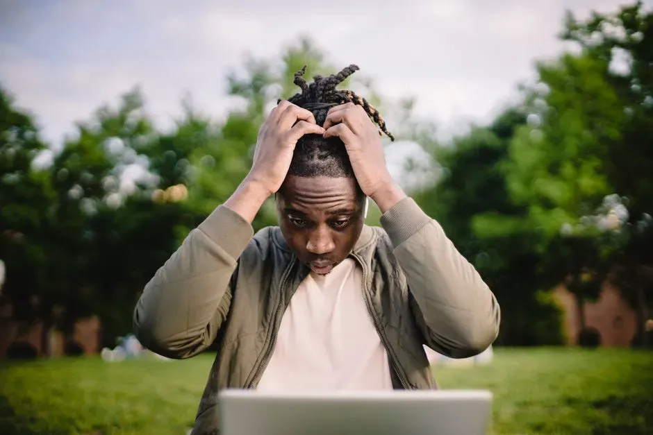 Error Detection: The Tiny “Uh-Oh” That Changes Everything (Image Credits: Pexels)