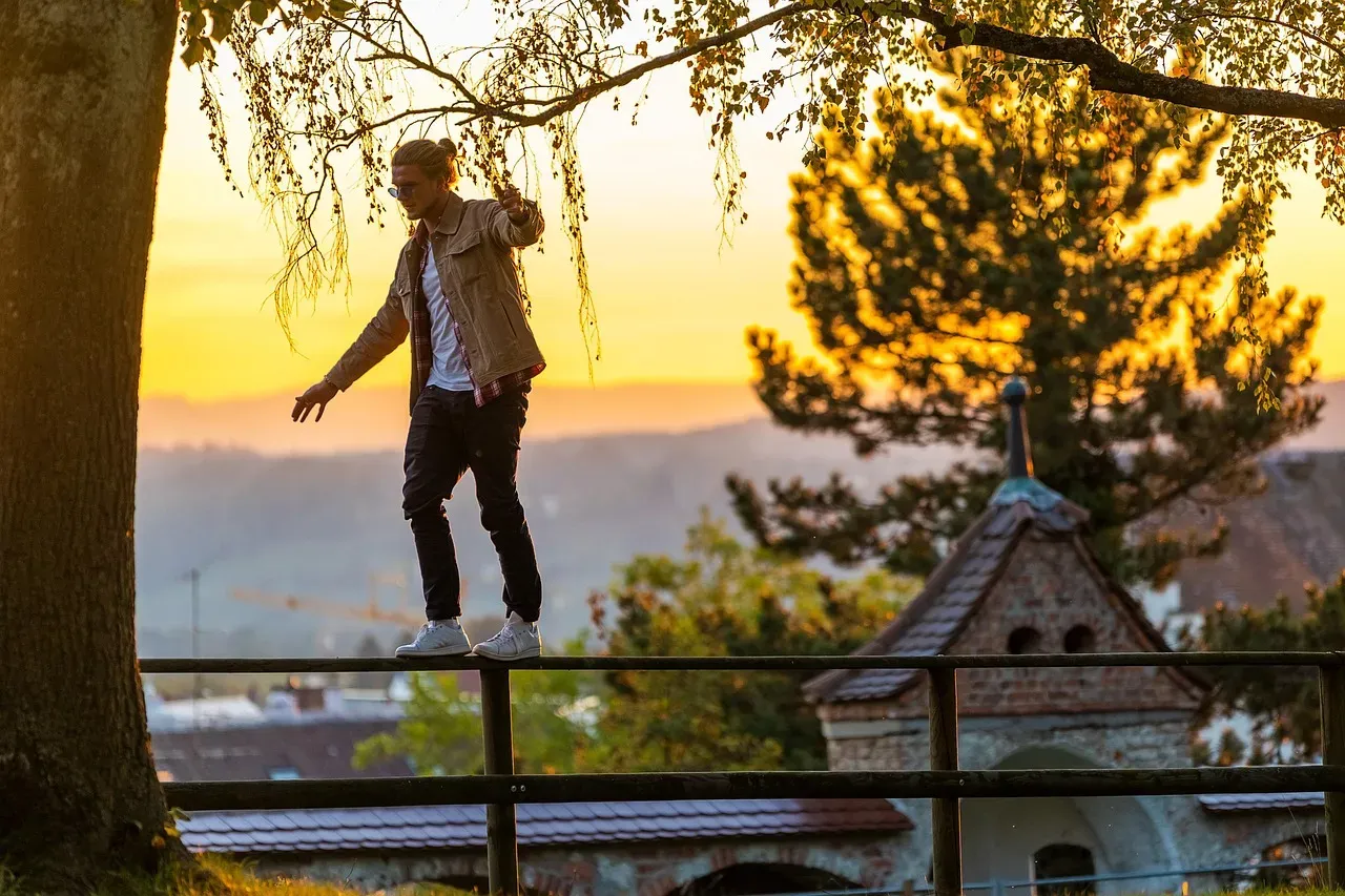 3. Courage That Faces Fear (Image Credits: Pixabay)