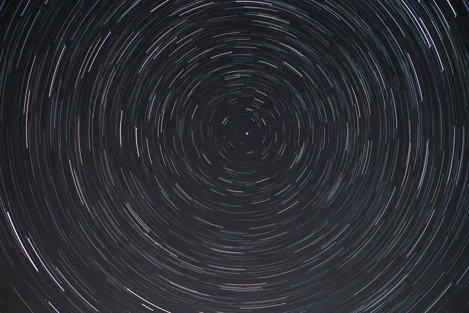 Precession: The Slow Cosmic Wobble That Moves the Zodiac (Image Credits: Pexels)