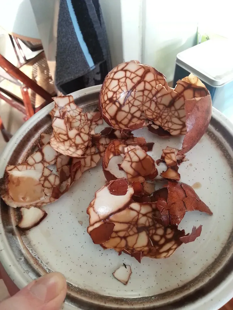 9. Dinosaur Eggs Had Colored Shells - And the Reason Why Is Surprising (Image Credits: Flickr)