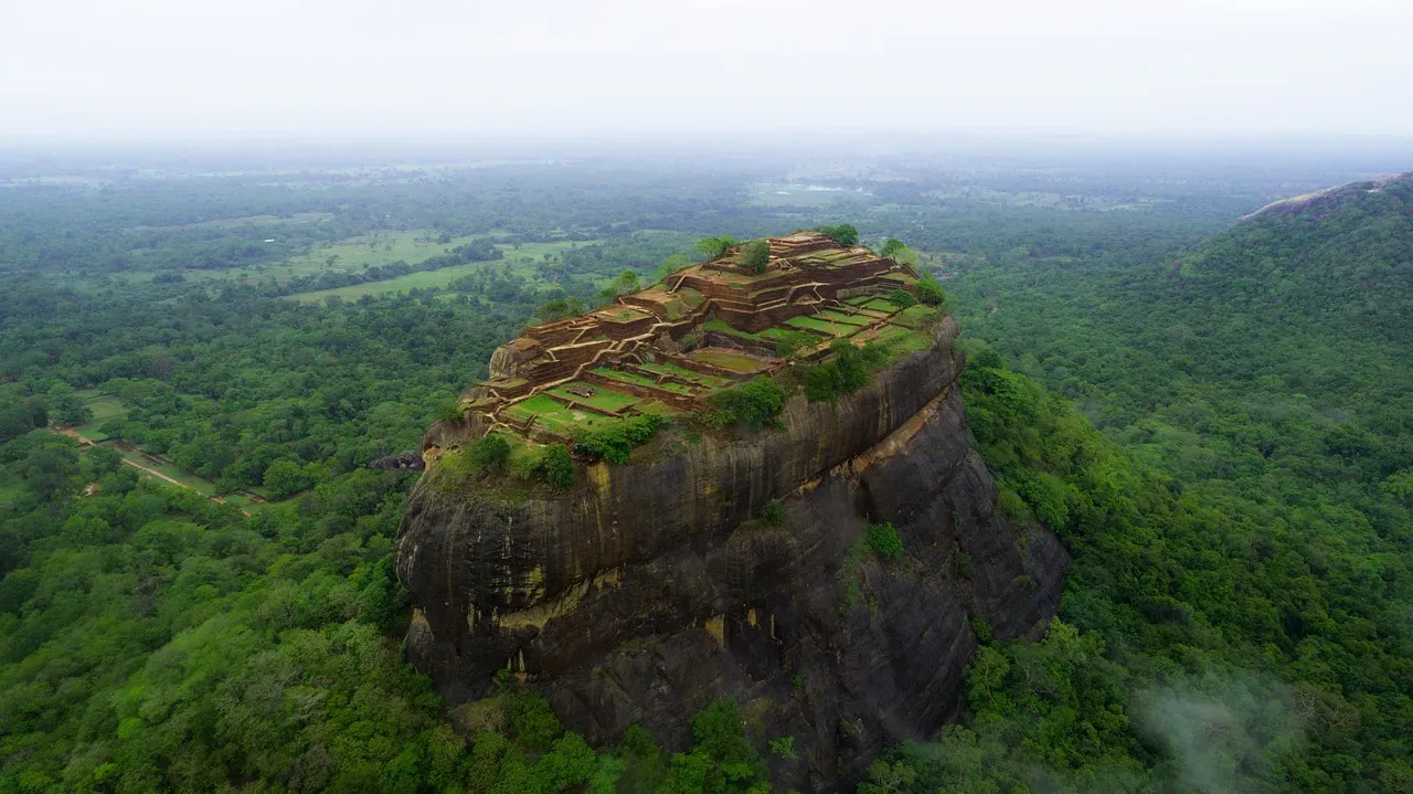 Sigiriya, Sri Lanka: The Lion Rock Fortress (Image Credits: Pixabay)