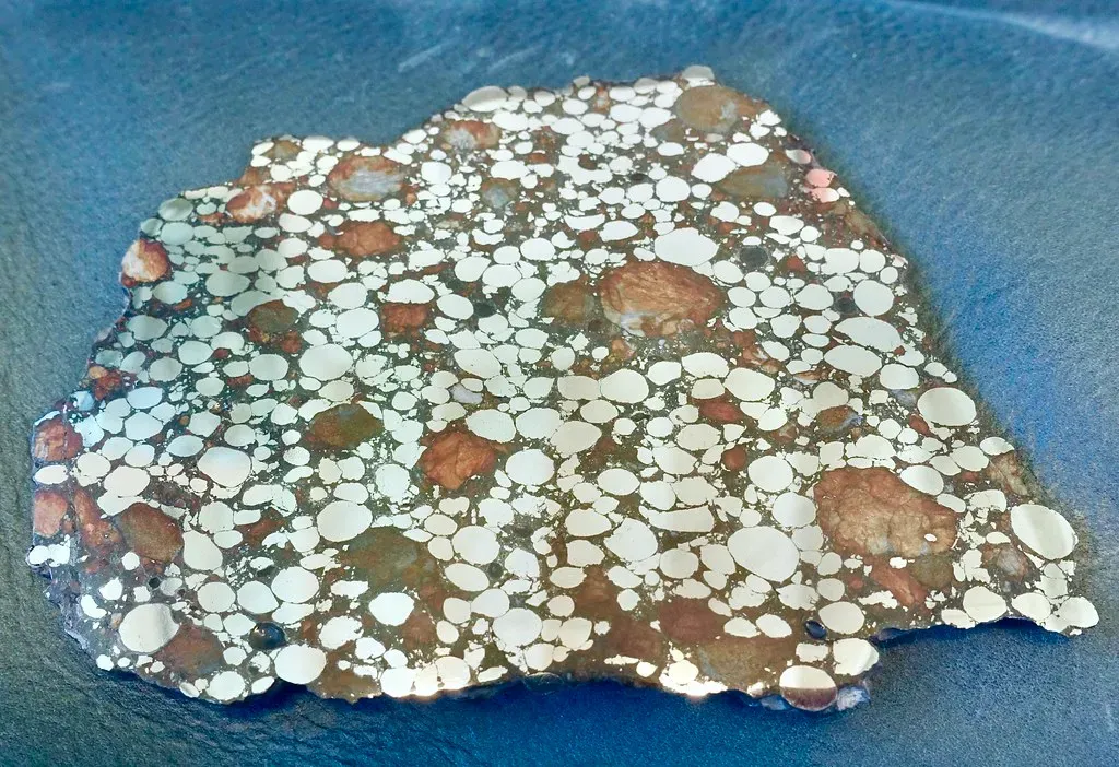 Carbon Isotopes as Chemical Fingerprints of Ancient Biology (jurvetson, Flickr, CC BY 2.0)