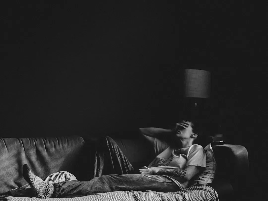 7. Their “Everything’s Fine” Story Never Really Changes (Image Credits: Unsplash)