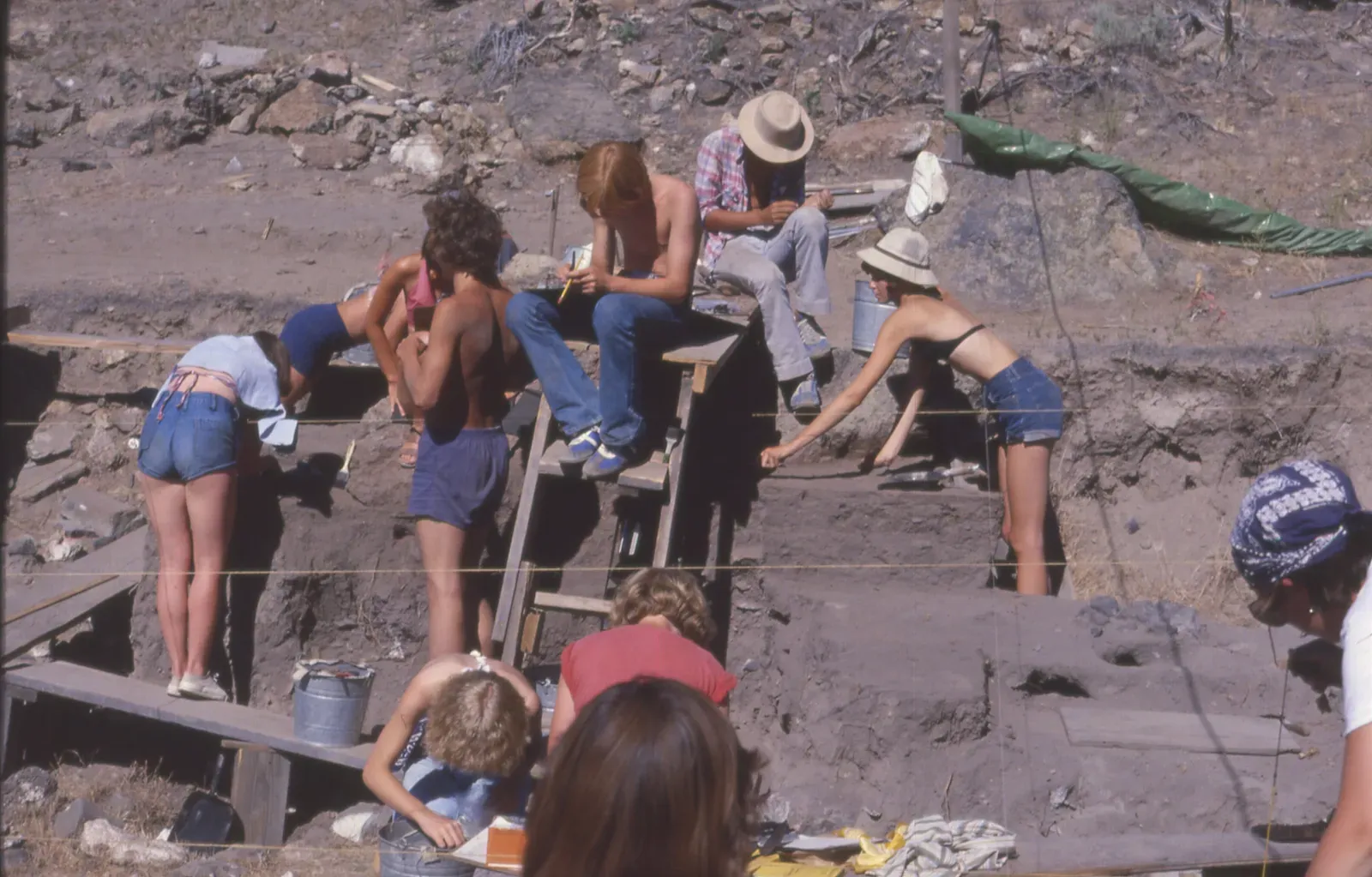 Your Own Prehistoric Adventure Awaits (Archaeological excavations at a prehistoric American Indian site in the John Day Fossil Beds National Monument, north-central Oregon (USA), CC BY-SA 2.0)