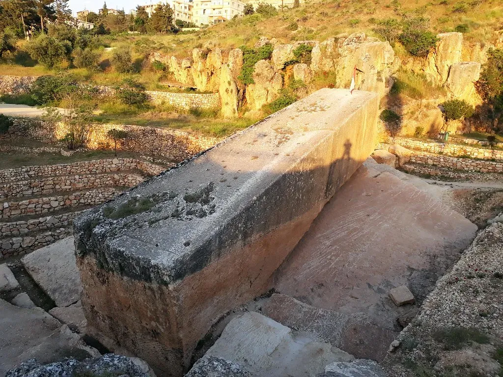 #1 - Baalbek's Buried Megalith Is the Heaviest Cut Stone in Human History (Lodo27, Flickr, CC BY-SA 2.0)