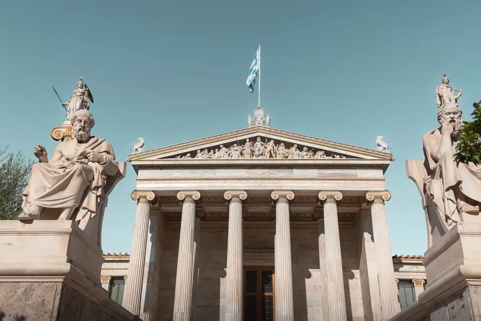 9. Quietly Independent Thinkers: Classical Athenian Intellectual Circles (Image Credits: Pexels)