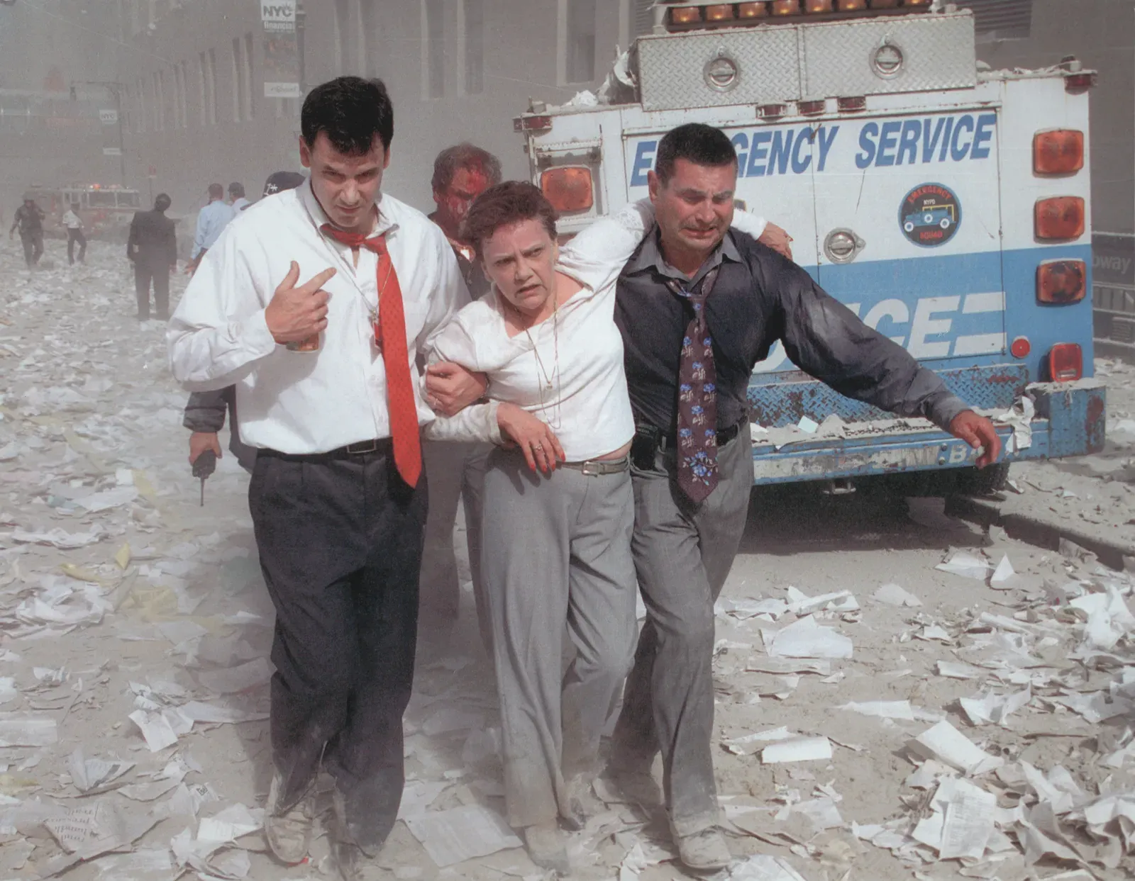 5. They Put Others First Without Keeping Score: Genuine Selflessness (Image Credits: Wikimedia)