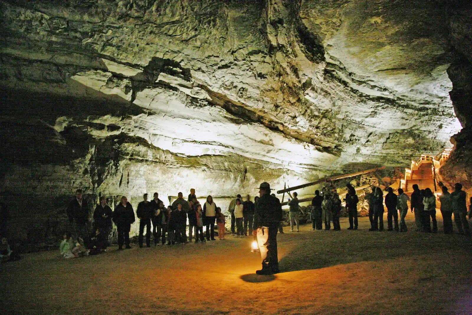 Mammoth Cave: The Longest Known Underground World on Earth (By Daniel Schwen, CC BY-SA 4.0)