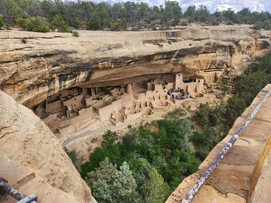 Cliff Palace and the Mesa Verde Cliff Dwellings: Homes in the Overhang (Image Credits: Pexels)
