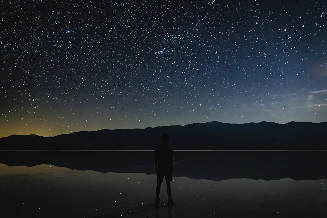 When Cosmic Thinking Becomes a Coping Strategy (Image Credits: Unsplash)