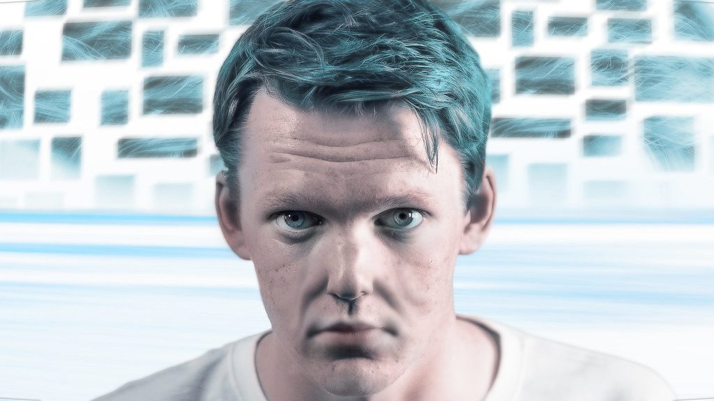 Reading Facial Expressions and Micro-Expressions (Image Credits: Flickr)