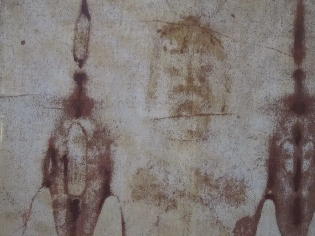 #6 - The "Shroud-Like" Cloths and Miracle Images With Problematic Dates (Tirch, Flickr, CC BY 2.0)