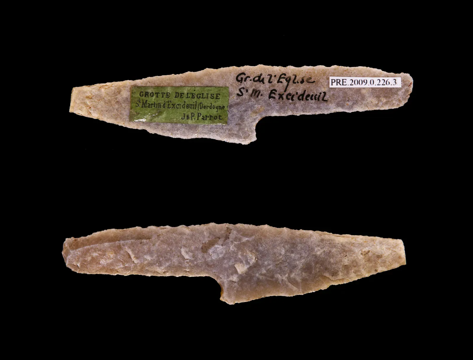 #6 - The Blade Caches That Were Never Meant to Cut (Didier Descouens, 31 December 2010, CC BY-SA 3.0)