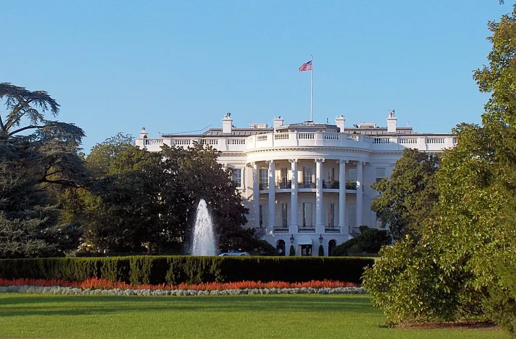 #7 - The White House Secretly Hid a Bowling Alley and a Bunker (foxypar4, Flickr, CC BY 2.0)