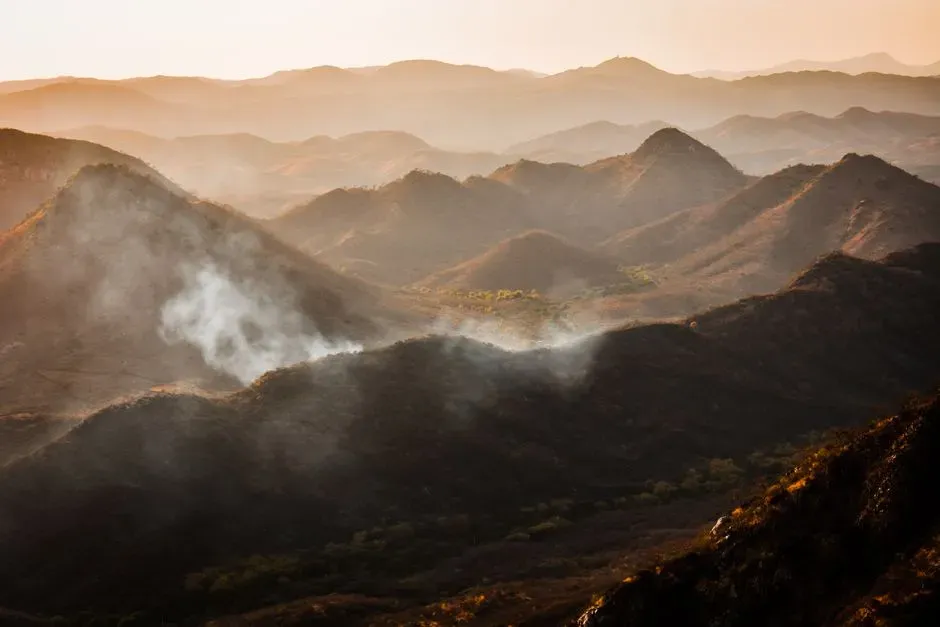 From Blazing Noon to Choking Twilight (Image Credits: Pexels)