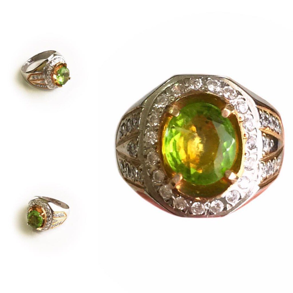 August: Peridot – The Radiant Optimist (Image Credits: Flickr)