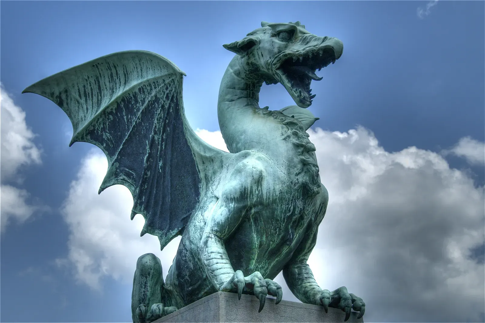 7. You Guard Your Territory Like an Ancient Dragon (Leo, Taurus, Cancer) (originally posted to Flickr as Dragon, CC BY 2.0)