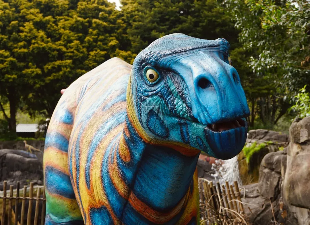 Many Dinosaurs Were Not The Dull, Mud-Colored Animals We Imagined (Image Credits: Unsplash)