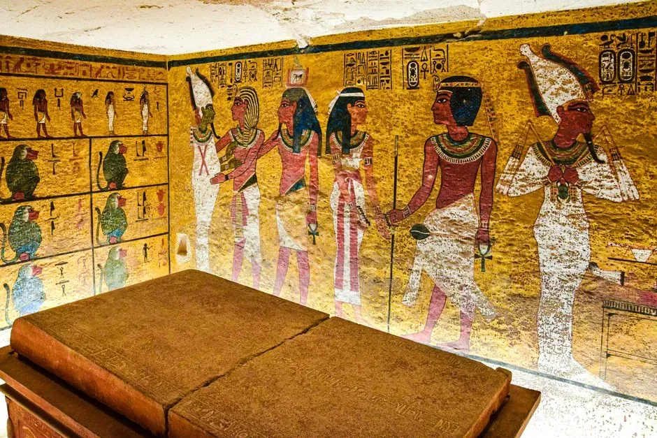 King Tut’s Tomb and the Shock of an Intact Royal Burial (Image Credits: Pexels)
