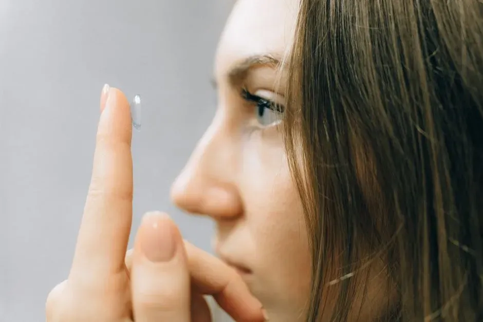 #8 - Contact Lens Wearers Are Getting Hit With a Double Whammy (Image Credits: Pexels)