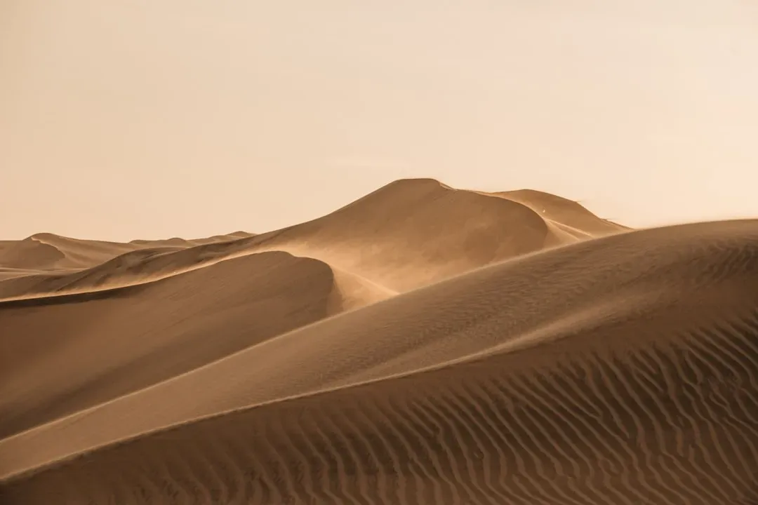 #5 - The Angle of the Slip Face Shows How Consistent the Wind Really Was (Image Credits: Unsplash)