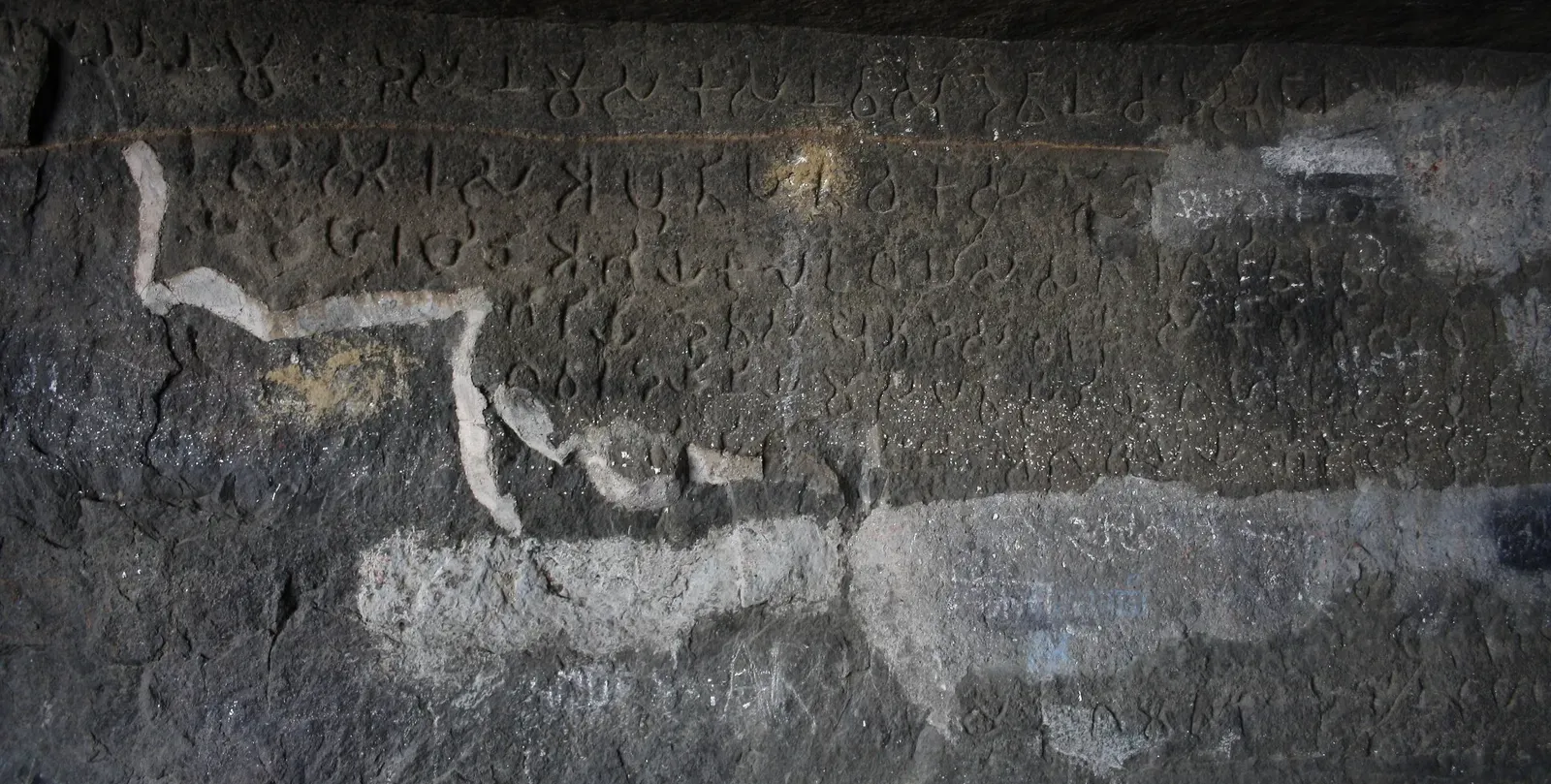 8. Cherokee Syllabary Inscriptions in Alabama and Tennessee Caves (By Chetan Karkhanis, CC BY-SA 3.0)