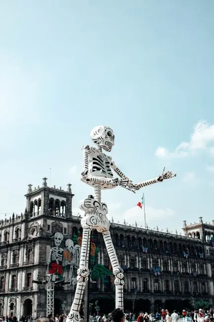 Anomalously Tall Individuals: Giants Within Normal Humanity (Image Credits: Pexels)