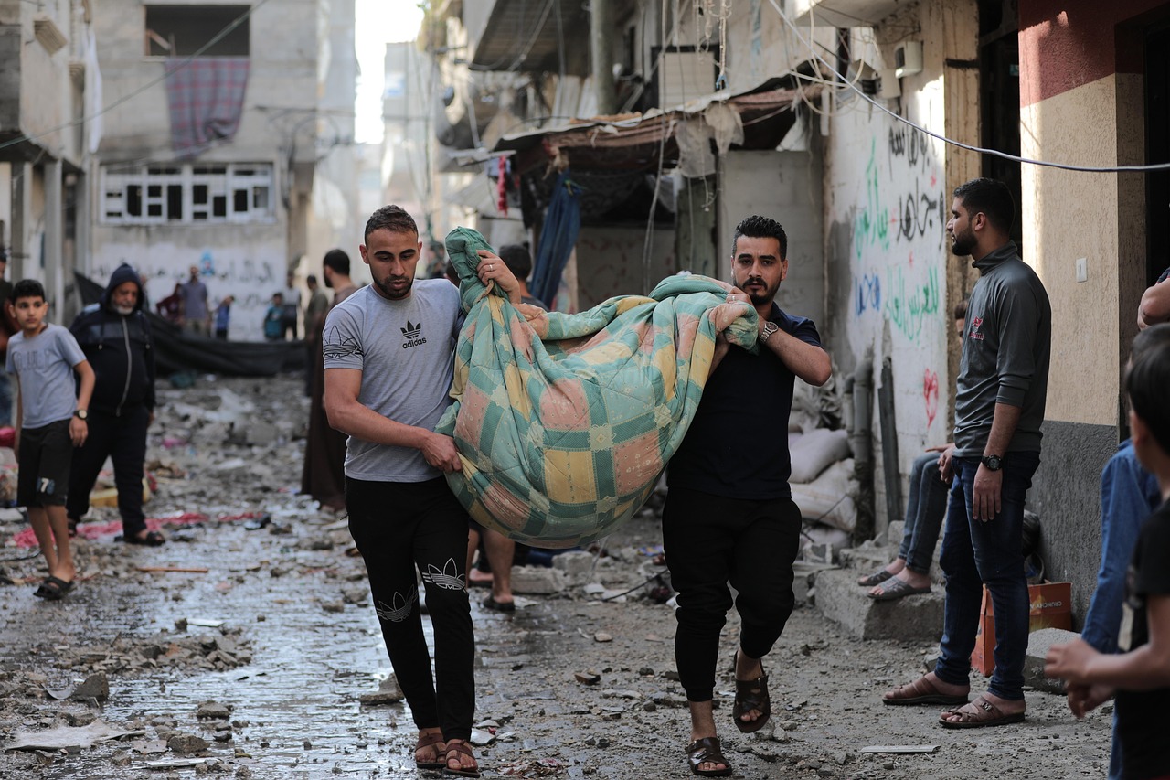 Cancer: Protect the Family (Image Credits: Pixabay)