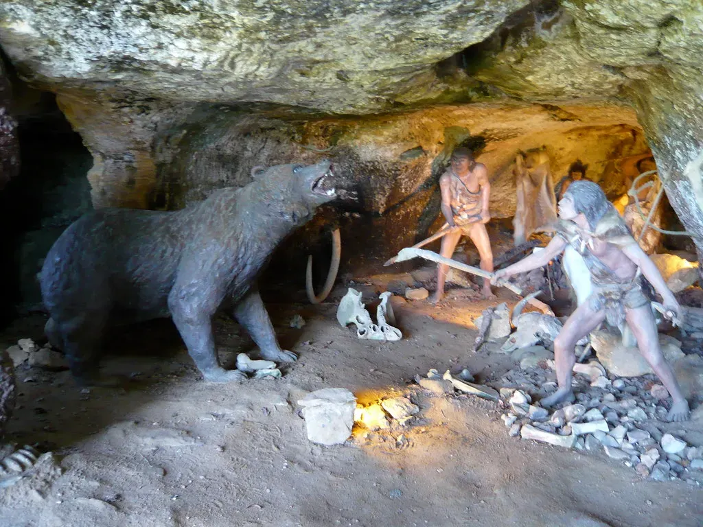 They Organized Their Caves Like Modern Homes (Image Credits: Flickr)