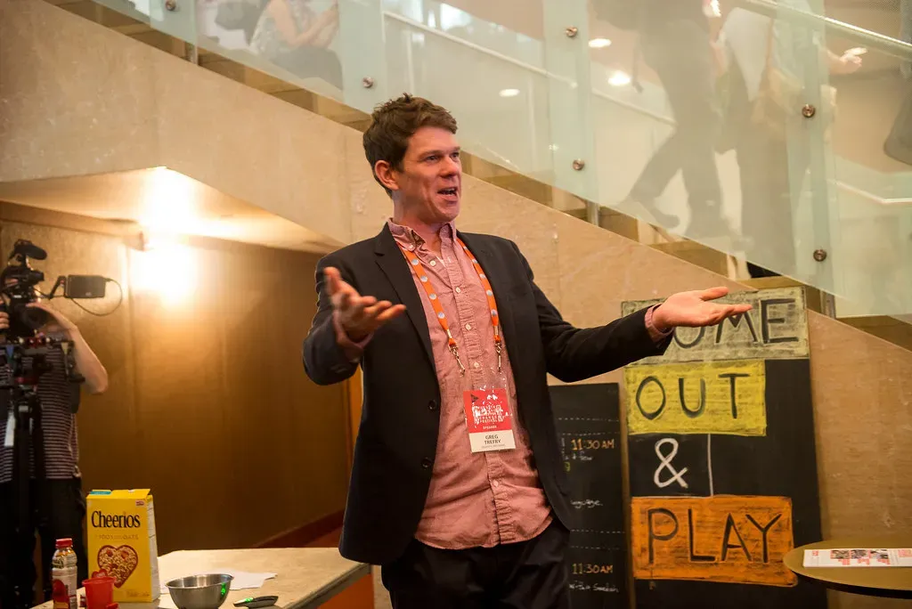 You Use Limited Vocabulary Repetitively (Image Credits: Flickr)