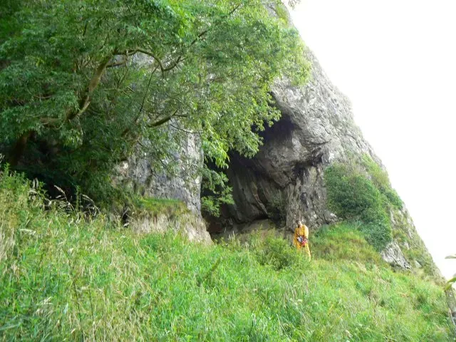 Using Caves, Overhangs, and Rock Shelters as Strategic Bases (From geograph.org.uk, CC BY-SA 2.0)