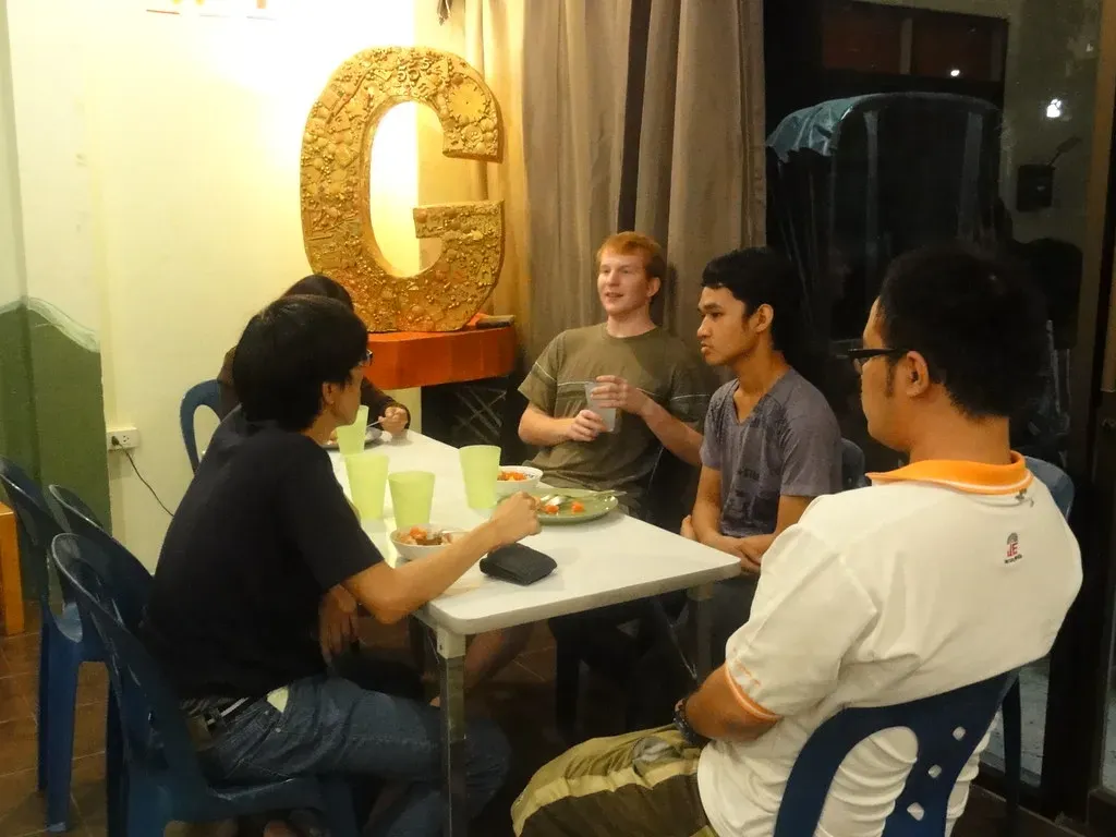 7. Your Social Radar Was Tuned for Small Groups (grapevinethailand, Flickr, CC BY 2.0)