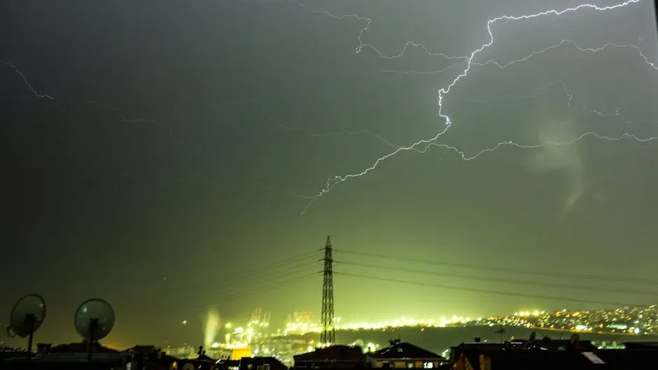 7. The Electric Spark Theory: Lightning Literally Ignited Life (Image Credits: Pexels)