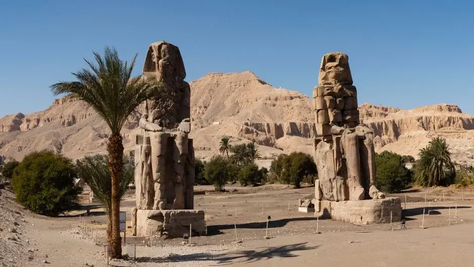 #6 - Egypt's Colossi of Memnon Traveled 700 Kilometers at 700+ Tons Each (Image Credits: Pexels)